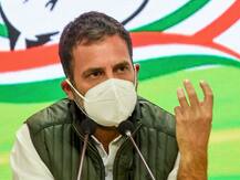 राहुल गांधी का सवाल- पीएम मोदी दीवाली पर सैनिकों के साथ फोटो खिंचवाते हैं, रक्षा बजट क्यों नहीं बढ़ाया?