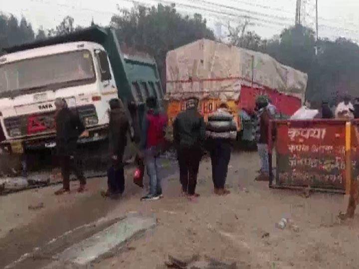 Two PAC jawans on duty lost their lives after a truck collided with another truck in Bulandshahr बुलंदशहर: ड्यूटी पर तैनात पीएसी जवानों को बेकाबू कैंटर ने रौंदा, दो की मौत