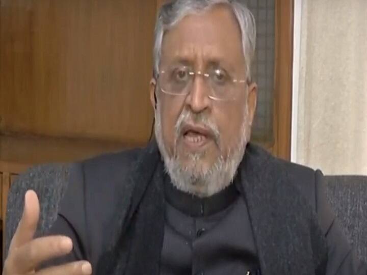 e-Conclave: BJP leader Sushil Modi said - After 23 years after the budget, such a surge in the stock market e-Conclave: बीजेपी नेता सुशील मोदी बोले- बजट के बाद 23 साल बाद शेयर मार्केट में दिखा इतना उछाल