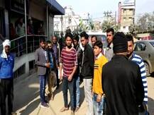 इंटर की परीक्षा देने जा रही छात्राओं की गाड़ी में बस ने मारी टक्कर, 4 घायल, 2 की स्थिति नाजुक