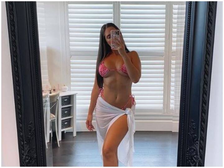 फ्लाइट में मॉडल से कहा गया- आप बिकिनी में यात्रा नहीं कर सकती हैं, अब एयरलाइन ने मांगी माफी model was told in flight you cannot travel in bikini फ्लाइट में मॉडल से कहा गया- आप बिकिनी में यात्रा नहीं कर सकती हैं, अब एयरलाइन ने मांगी माफी