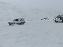 दिल्ली एनसीआर में बारिश के बाद ठंड बढ़ी, हिमाचल में बर्फवारी से मौसम हुआ सर्द