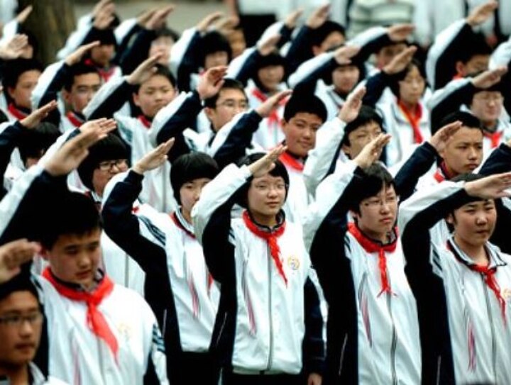 controversial education policy of China to make boys more manly faces criticism युवाओं के 'जनानापन' से चीन चिंतित, शिक्षा मंत्रालय के 'मर्दानगी' बढ़ाने के फरमान पर मचा हंगामा