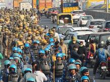 दिल्ली की सीमाओं से हटाए गए अतिरिक्त पुलिस बल, ट्रैक्टर परेड के दौरान हुई थी तैनाती