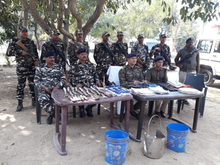 Bihar: Bihar Police and SSB carry out operations in the forests of Banka, recovered explosives and other items ann बिहार: बांका के जंगलों में बिहार पुलिस और SSB ने चलाया ऑपरेशन, विस्फोटक समेत अन्य सामान बरामद