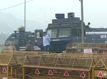 Farmers Protest: चक्का जाम को लेकर दिल्ली में चप्पे-चप्पे पर पहरा, देखिए सरकार की तैयारी की Pics