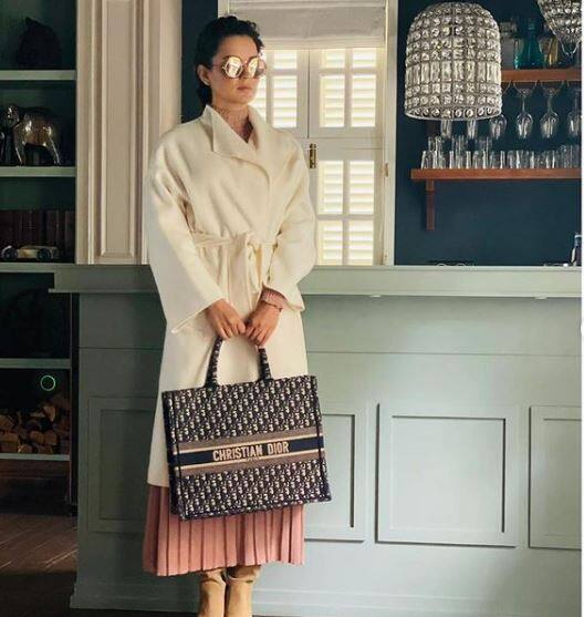 कंगना अक्सर अपने परिवार के साथ अपने इस घर में क्वालिटी टाइम स्पेंड करती हैं.