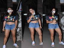 In Pics: सैलून के बाहर स्पॉट हुईं सारा अली खान, क्रॉप टॉप में अपने एब्स को फ्लॉन्ट करती आई नजर