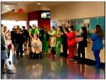 Viral Video: कोविड-19 से 9 महीने की लंबी जंग जीतने के बाद 4 वर्षीय मासूम को अस्पताल से मिली शानदार विदाई