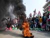 बिहार में 'चक्का जाम' का इन क्षेत्रों में दिखा असर, समर्थन में उतरे विपक्षी दल