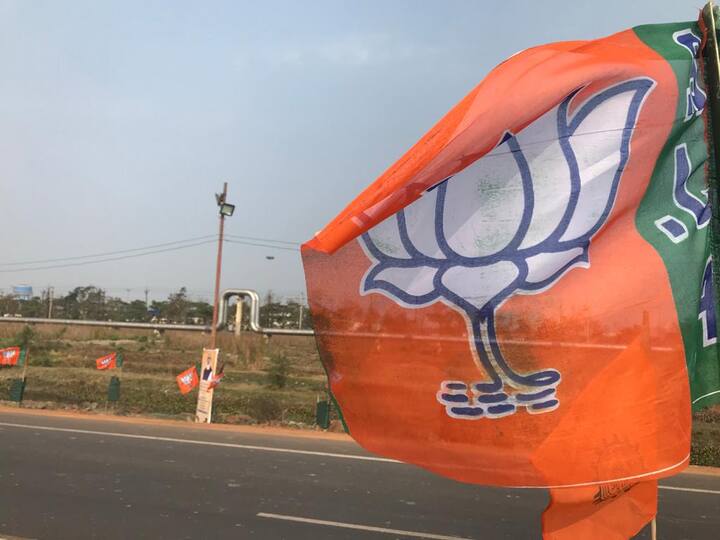 पीएम मोदी पश्चिम बंगाल के हल्दिया में प्रमुख बुनियादी ढांचा परियोजनाओं की आधारशिला रखेंगे. पीएम मोदी भारत पेट्रोलियम कॉर्पोरेशन लिमिटेड के जरिए निर्मित एलपीजी आयात टर्मिनल को फिर से शुरू करेंगे. Picture Courtesy- Manogya Loiwal