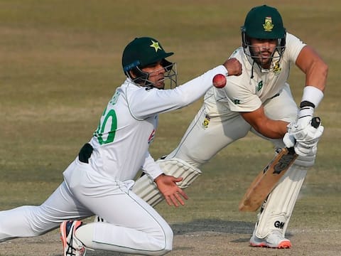 PAK Vs SA: बेहद रोमांचक स्थिति में है दूसरा टेस्ट, लेकिन इस खिलाड़ी ने पाक की जीत का दावा किया PAK Vs SA: बेहद रोमांचक स्थिति में है दूसरा टेस्ट, लेकिन इस खिलाड़ी ने पाक की जीत का दावा किया