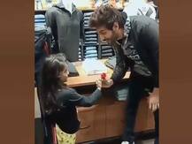 इस नन्ही फैन ने बना दिया Kartik Aryan का ‘रोज डे’ स्पेशल, तेजी से वायरल हो रहा वीडियो
