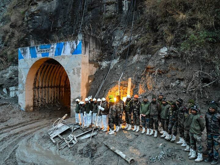 ऋषिगंगा घाटी के रैंणी क्षेत्र में ऋषिगंगा और धौलीगंगा नदियों में आई बाढ़ से क्षतिग्रस्त 13.2 मेगावाट ऋषिगंगा और 480 मेगावाट की निर्माणाधीन तपोवन विष्णुगाड पनबिजली परियोजनाओं में लापता लोगों की तलाश के लिए सेना, आइटीबीपी,एनडीआरएफ के जवानों के बचाव और राहत अभियान में जुट जाने से तेजी आई है.