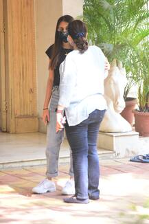 उद्योग जगत से लेकर बॉलीवुड तक सभी ने दी Rajeev Kapoor को श्रद्धांजलि, आखिरी दर्शन के लिए पहुंचे Shahrukh Khan, देखें तस्वीरें