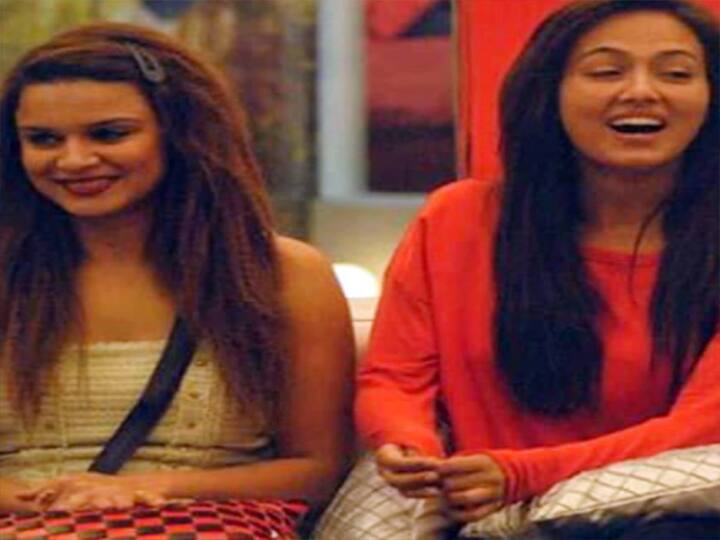 बिग बॉस सीजन 6 में भी बहुत प्यारी और गहरी दोस्ती देखने को मिली थी. दोनों दोस्तों के नाम है सना और आश्का जो हमेशा ही अपनी दोस्ती के लिए जानी जाती हैं. कहते हैं 2 महिलाएं कभी दोस्त नहीं हो सकतीं, लेकिन इन दोनों ने ये बात गलत साबित कर दी.