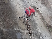 जम्मू कश्मीरः आपदा प्रबंधन के जवानों ने कसी कमर, हरसंभव मदद का सिखाया जा रहा है गुर