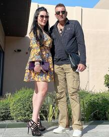 Sanjay Dutt ने पत्नी को कई बार दिए 100 करोड़ के तोहफे, मान्यता दत्त ने इस वजह से हर बार किया लेने से इंकार