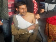 जम्मू कश्मीरः आईजी मुकेश सिंह ने लगवाया कोरोना का टीका, टीकाकरण में पुलिसकर्मियों को किया गया शामिल