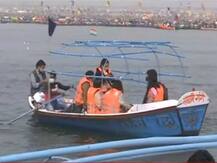 In Pics: प्रयागराज में प्रियंका गांधी ने चलाई नाव, संगम में लगाई आस्था की डुबकी