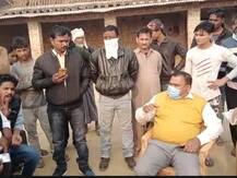 UP: सैकड़ों मतदाताओं का नाम वोटर लिस्ट से गायब, जिंदा लोगों को घोषित किया गया मृत