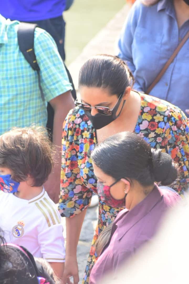 पिछले हफ्ते ही करण जौहर ने दोनों बच्चों की बर्थडे पार्टी भी सेलिब्रेट की थी जिसमें अबरान के साथ साथ तैमूर और रितेश देशमुख समेत कई स्टार किड स्पॉट किए गए थे.