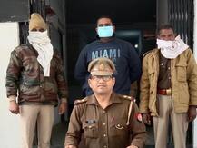 UP: मामूली विवाद में दो पक्षों के बीच जमकर चले लाठी-डंडे, दबंग युवक ने की कई राउंड फायरिंग