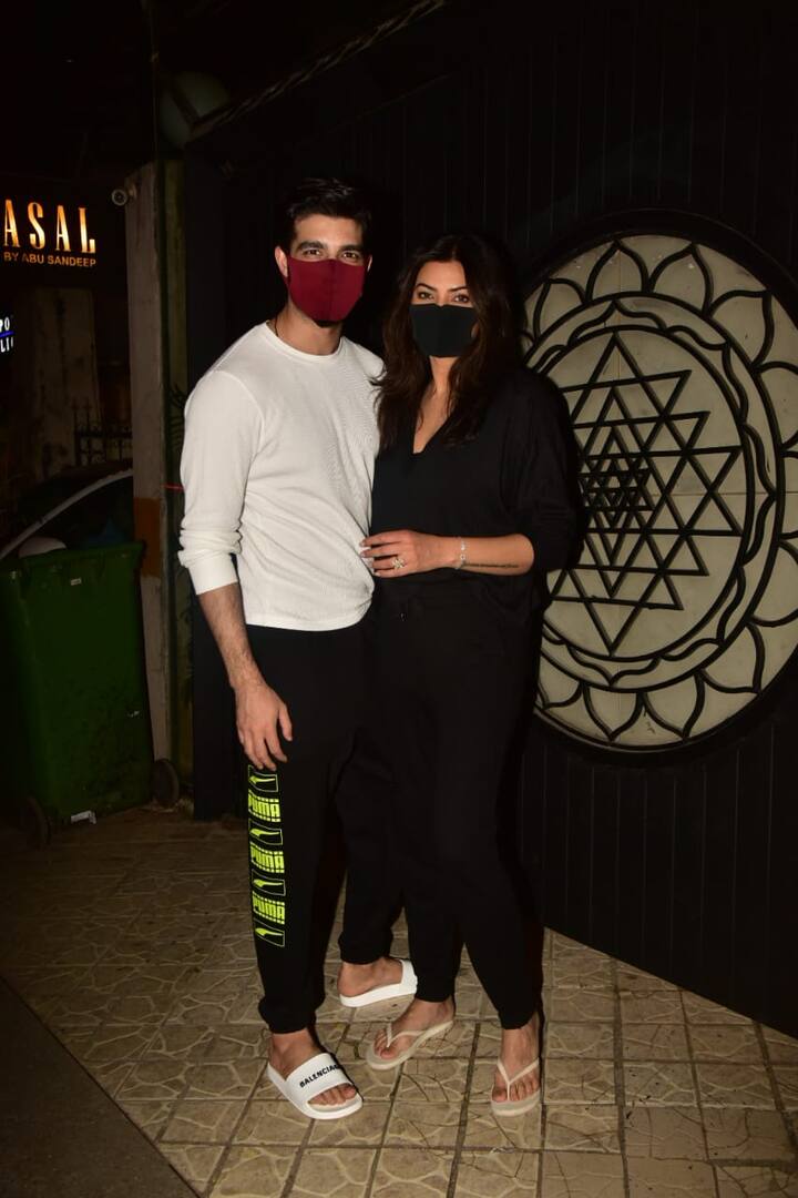 इसके साथ ही उन्होंने कैप्शन में लिखा है ,