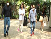 Kareena Kapoor जल्द देने वाली हैं अपने दूसरे बच्चों को जन्म, प्रेग्नेंसी में भी किया काम