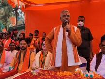 दिलीप घोष का विवादित बयान- ‘अगर चुनाव के बाद अपने बच्चों का चेहरा देखना चाहती हैं तो मां उन्हें कंट्रोल में रखें’