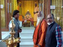 ड्रेस डिजाइनर मनीष त्रिपाठी ने रामलला के लिए तैयार की है खादी की पोशाक, जानें- क्या है खास