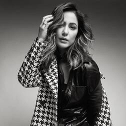 Hina Khanને પ્રેમમાં મળ્યો દગો, 13 વર્ષ બાદ થયું બ્રેકઅપ, Cryptic પોસ્ટ પર છલકાયું દર્દ