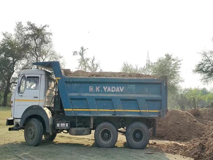 रामलला के जन्म स्थान की मिट्टी को रखा जा रहा है सुरक्षित, चौकीदार को सौंपा गया है सुरक्षा का जिम्मा ayodhya know why soil of Ramlala birth place is being kept safe ann रामलला के जन्म स्थान की मिट्टी को रखा जा रहा है सुरक्षित, चौकीदार को सौंपा गया है सुरक्षा का जिम्मा