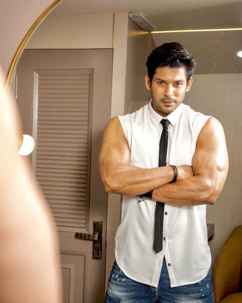 Siddharth Shukla Death : Fitness Proteins च्या अतिरेकामुळे सिद्धार्थ शुक्लाला ह्रदयविकाराचा झटका?