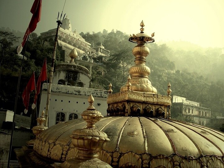 Goddess Temple: देवी मां का एक ऐसा मंदिर जहां मां आज भी कर रही हैं अपने भक्त का इंतज़ार, जरूर पढ़ें Goddess Temple- A temple of Mother Goddess where mother is still waiting for her devotee Goddess Temple: देवी मां का एक ऐसा मंदिर जहां मां आज भी कर रही हैं अपने भक्त का इंतज़ार, जरूर पढ़ें