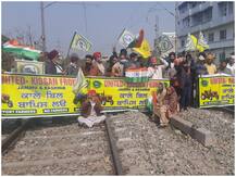 रेल रोको अभियानः जम्मू-कश्मीर में भी दिखा आंदोलन का असर, किसान संगठनों ने किया जमकर प्रदर्शन