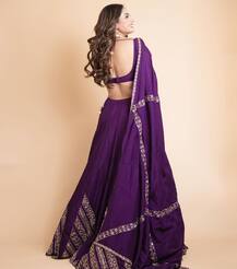 Photos: पर्पल लहंगे में फोटोशूट करवाकर हिना खान ने लूट ली महफिल, देखें ये खूबसूरत तस्वीरें