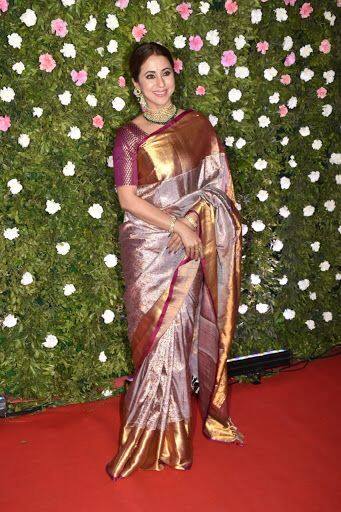 वर्क फ्रंट की बात करें तो कंगना इन दिनों अपने आने वाले फिल्मी प्रोजेक्ट्स में बिजी हैं वहीं कंगना राजनीति में अफना हाथ आजमा रही हैं. 