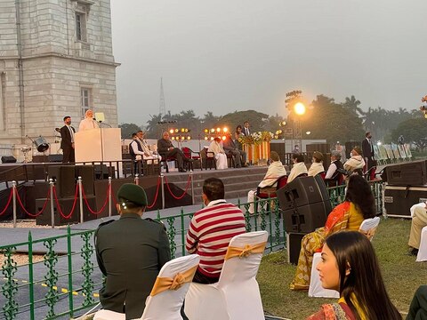 बंगाल: 100 ग्राम कोकीन के साथ बीजेपी युवा नेता गिरफ्तार, बीजेपी ने कहा- कानून अपना काम करें