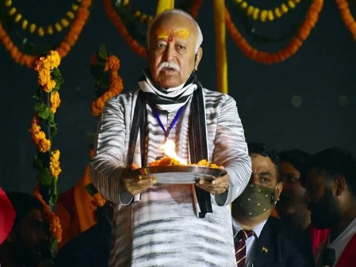 rss chief mohan bhagwat in sangam prayagraj uttar Pradesh ann संगम तट पर संघ प्रमुख मोहन भागवत ने की पूजा-अर्चना, गंगा को बताया भारत की जीवनधारा