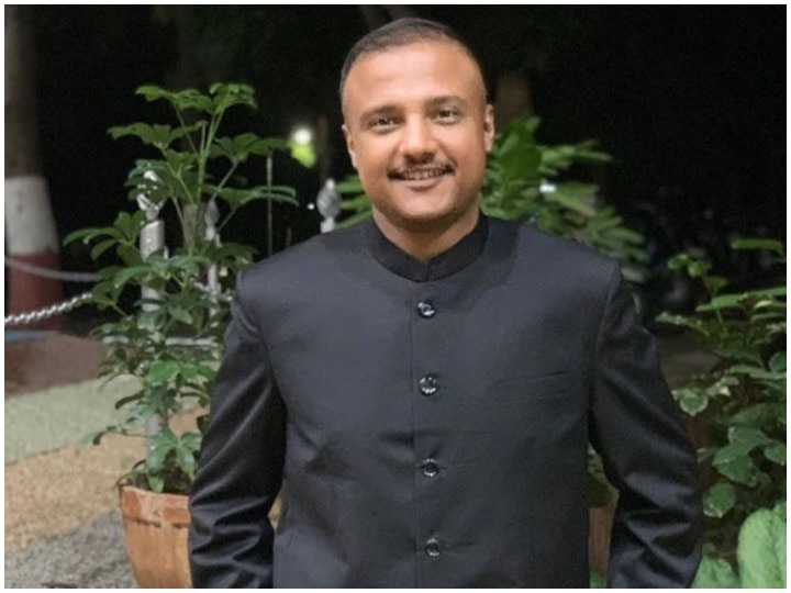 IAS Success Story: इंजीनियर से IPS और फिर IAS, दीपांकर चौधरी इस स्ट्रेटजी से पहुंचे अपनी मंजिल तक Success Story Of IAS Topper Dipankar Choudhary Who Clears UPSC In His 4th Attempt In 2019 With AIR 42 IAS Success Story: इंजीनियर से IPS और फिर IAS, दीपांकर चौधरी इस स्ट्रेटजी से पहुंचे अपनी मंजिल तक
