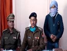 Gorakhpur: हाइवे पर लोगों को लूटने वाला बदमाश पुलिस मुठभेड़ में गिरफ्तार, दो फरार