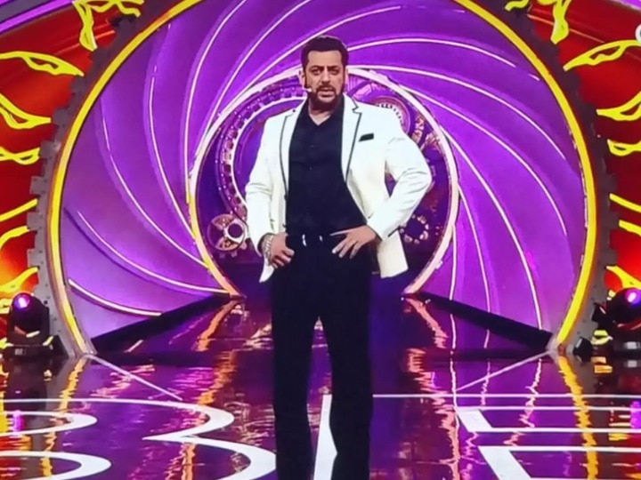Bigg Boss 14 Finale: देखें ‘दबंग’ Salman Khan और ‘वीरू’ Dharmendra की जोड़ी ने कैसे मचाया धमाल