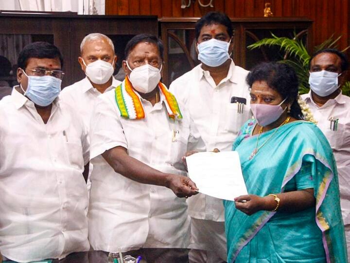 Congress Crisis: Puducherry CM V Narayanasamy resigns बग़ावत का बिगुल और अर्श से फर्श पर आती कांग्रेस !