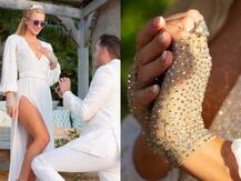 साढ़े 14 करोड़ रुपए नायाब बेशकीमती हीरे की अंगूठी से इस एक्ट्रेस को ब्वॉयफ्रेंड ने किया प्रपोज, यहां देखिए तस्वीरें