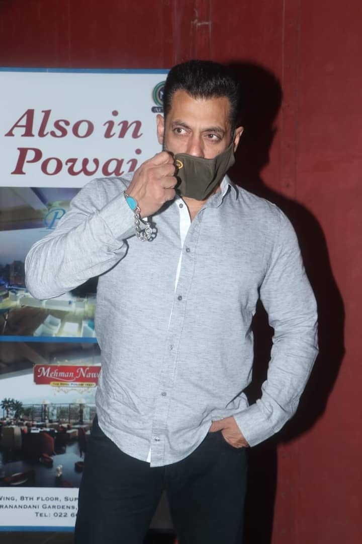 फिल्मों की बात करें तो सलमान खान की फिल्म राधे इसी साल  जून में रिलीज होने वाली है.