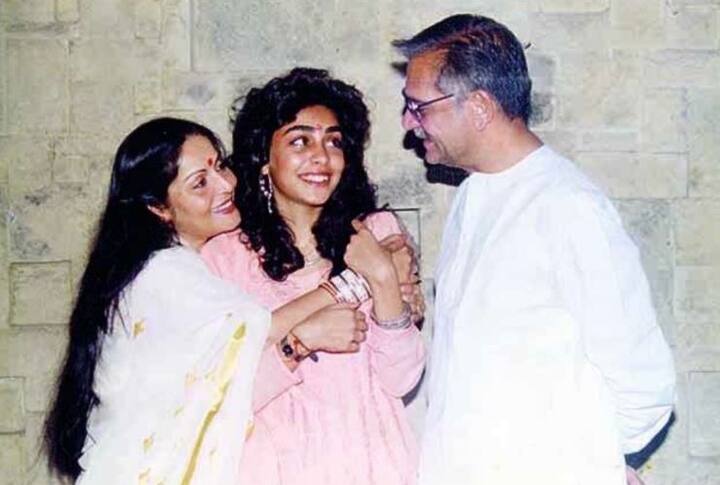 इस शादी से राखी और गुलज़ार को एक बेटी मेघना हुईं जो आज इंडस्ट्री की जानी-मानी डायरेक्टर हैं. हालांकि, राखी और गुलज़ार में भी नहीं निभी और दोनों शादी के एक साल बाद से ही अलग-अलग रहने लगे. 