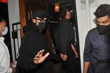 हाथों में हाथ थामे एक जैसे कपड़े पहनकर डिनर करने निकले Ranveer Singh-Deepika Padukone, देखें तस्वीरें