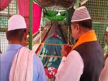 अयोध्या: मजार पर मंदिर के लिये दुआएं, जय श्रीराम के नारे लगाकर किये मुस्लिम समुदाय ने रामलला के दर्शन