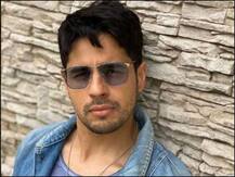 सिद्धार्थ मल्होत्रा बोले- मुझे अलग-अलग सब्जेक्ट की फिल्में करना पसंद है